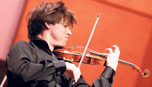 Joshua Bell i jego stradivarius wart 4 mln dolarów.