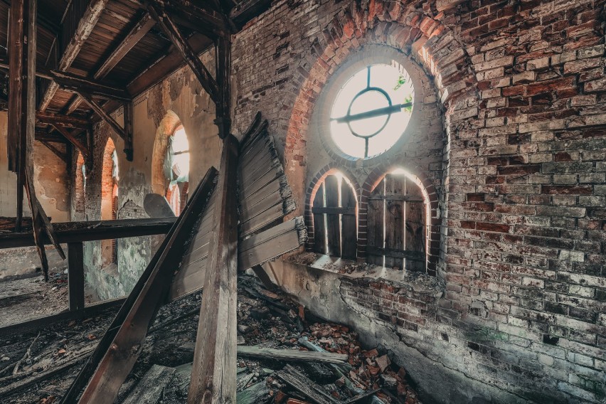 Opuszczony kościół ewangelicki w Pogódkach ZDJĘCIA 