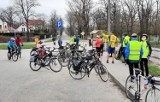 Inowrocław. Członkowie Klubu Turystyki Rowerowej "Kujawiak" szukali wiosny jadąc wkoło jeziora Pakoskiego. Zdjęcia