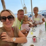 Zobacz jak żyje Kamil Glik wraz z żoną i córkami. Piłkarz pochodzi z Jastrzębia-Zdroju. Obecnie mieszka z rodziną pod Neapolem