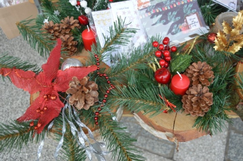Bożonarodzeniowy kiermasz na osiedlu Karsznice w Zduńskiej...