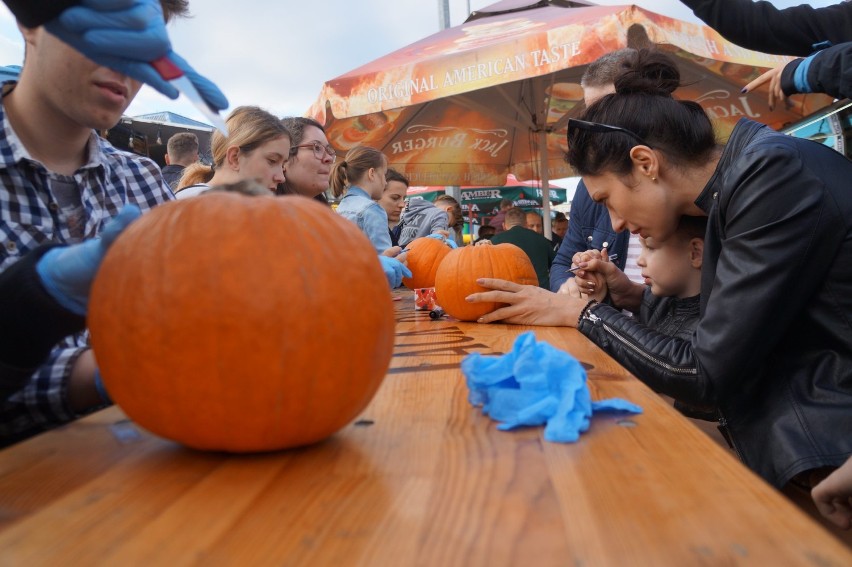 Festiwal Smaków Food Tracków w Opocznie [ZDJĘCIA]