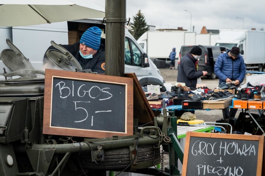 Na bydgoskiej giełdzie oferta już mocno wiosenna - lżejsza...