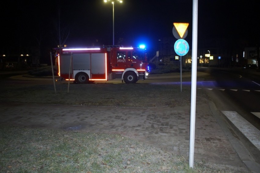 Kolizja na ul. Tuwima w Słupsku. 19-latek jechał za szybko