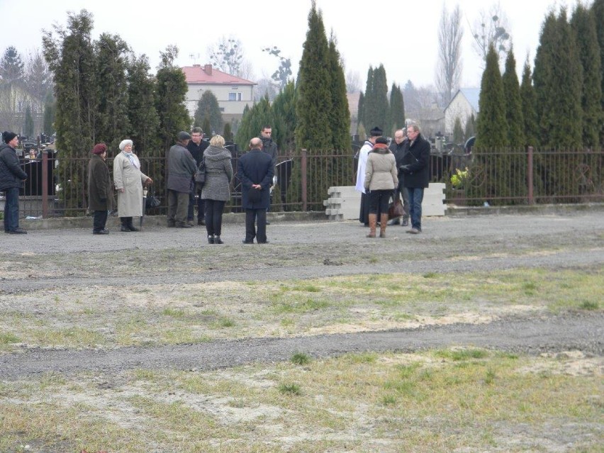 W Opolu Lubelskim otwarty został cmentarz komunalny