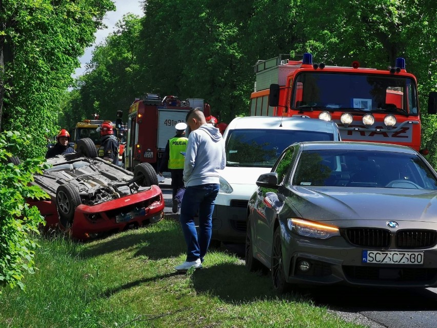 Tragiczny wypadek na DW 491 między Łobodnem a Kamykiem...