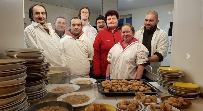 Bezdomność w czasach zarazy: to niewiarygodne, że w XXI wieku ludzie są głodni! Rozmowa z Dietmarem Brehmerem