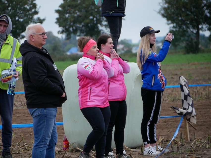 Wrak Race Grand Prix w Trzcinicy. Miłośnicy wraków pomagają...