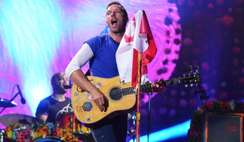 MIEJSCE 7: Coldplay
ZAROBKI: 115,5 miliona dolarów

Chris...