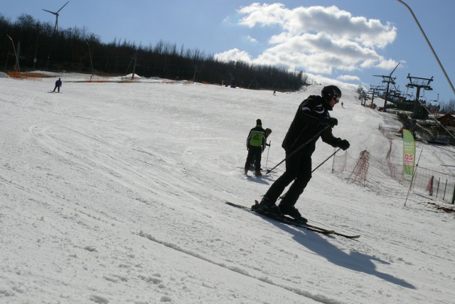 Wczoraj na stoku narciarzy było niewielu, warunki natomiast bardzo dobre