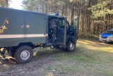 Pocisk artyleryjski „Szrapnel” i amunicja ”Mosin” znalezione w lesie w Prusicku w pow. pajęczańskim