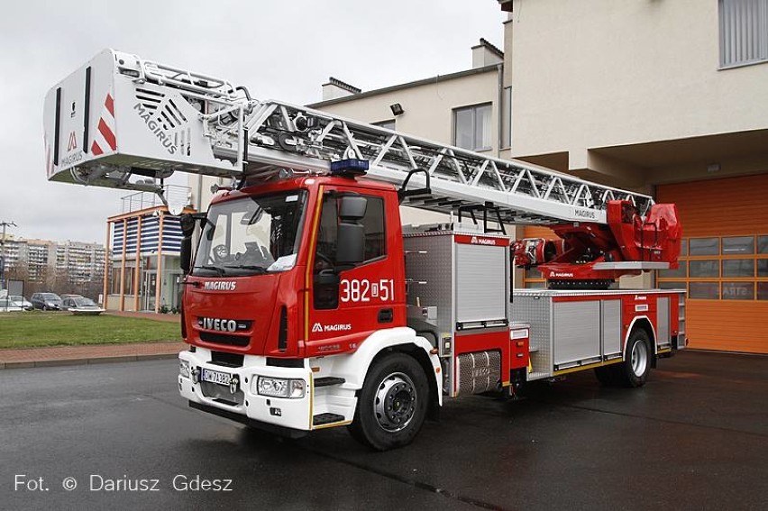 Wałbrzyscy strażacy dostali cztery nowe pojazdy, w tym...