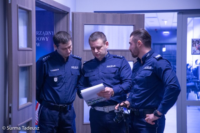 Odprawa stargardzkiej policji była w komendzie policji w Stargardzie przy ulicy Warszawskiej