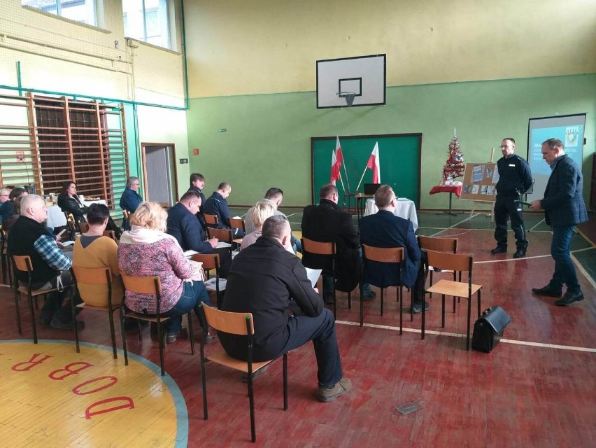 Debata z rolnikami w gminie Godkowo. Jak nie paść ofiarą oszustów przy skupie? ZDJĘCIA