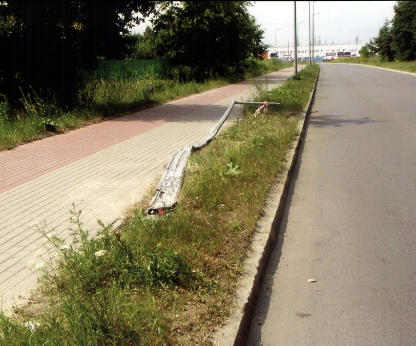 Słup produkowany np. przez Elektromontaż Rzeszów nie stawia...