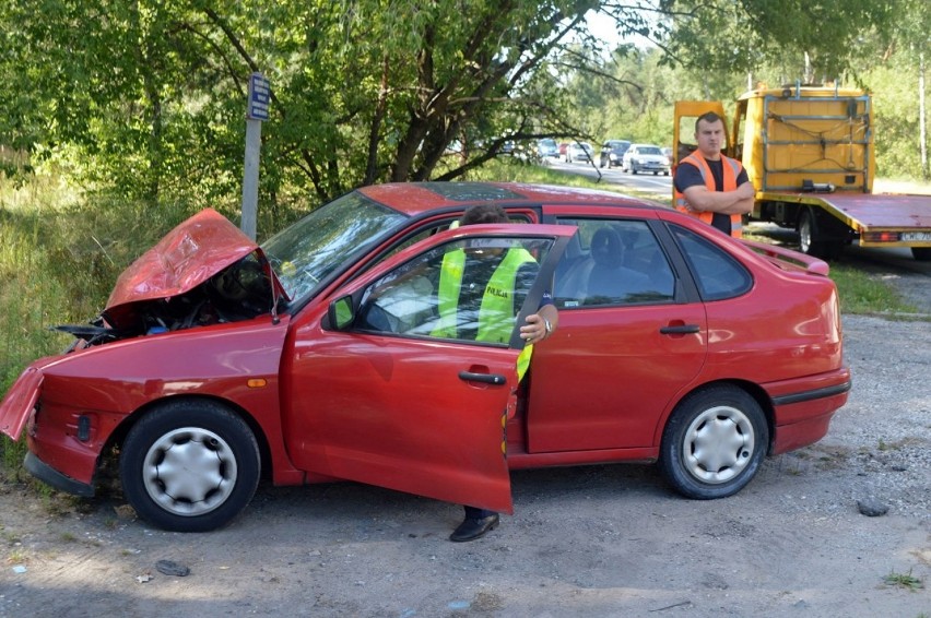 Wypadek na drodze między Włocławkiem, a Kowalem ! Kobieta w szpitalu