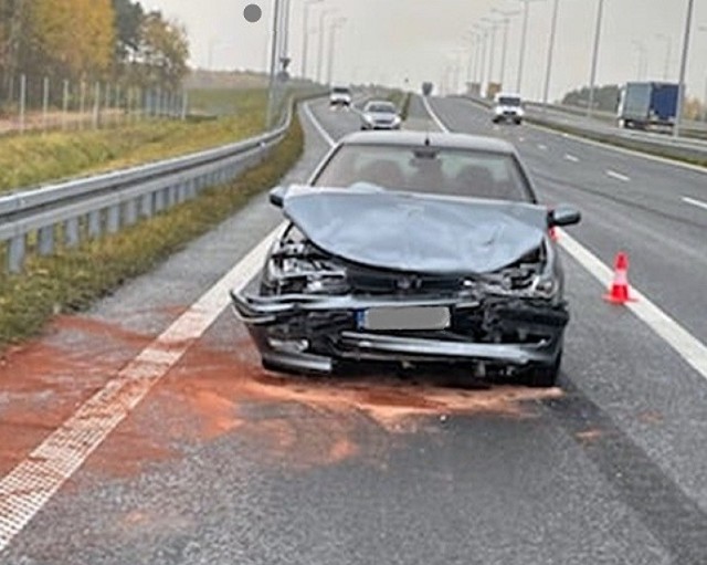 Wypadek na S1 w Mierzęcicach. Samochody zderzyły się 4 listopada ok. godz. 13.