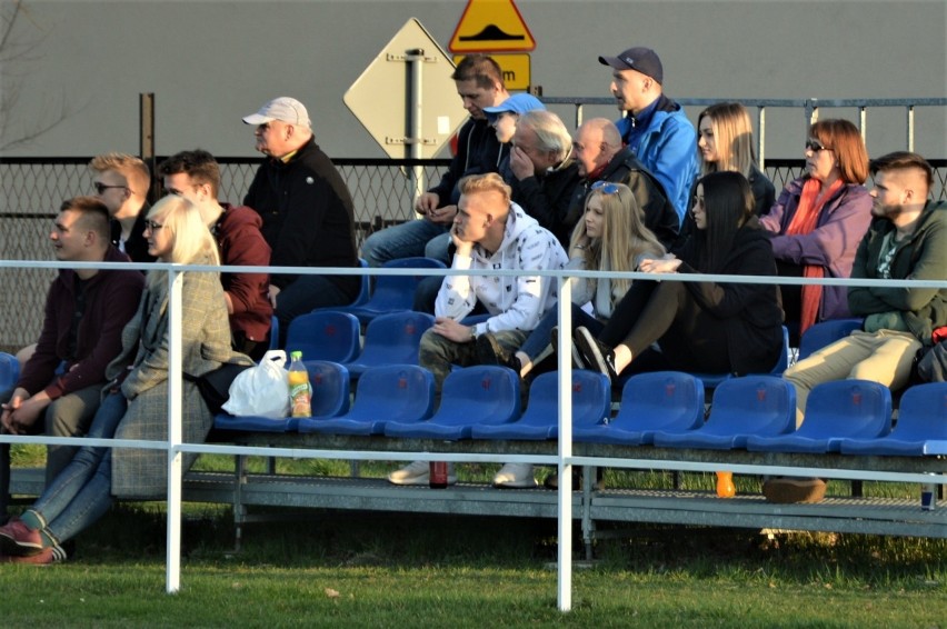 KIBICE. Jawiszowice – MKS Trzebinia. Odszukaj się na zdjęciach