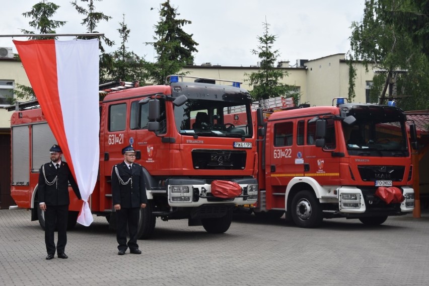 Podnośnik hydrauliczny trafił do Ochotniczej Straży Pożarnej w Wągrowcu. Zobacz zdjęcia z uroczystości przekazania 