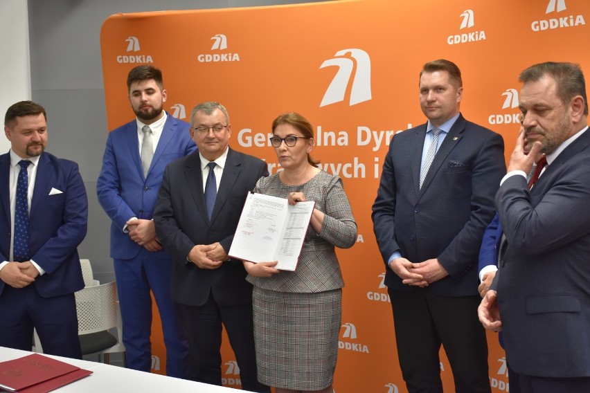Chełm: Podpisane umowy na przygotowanie koncepcji drogi ekspresowej S12 Piaski – Dorohusk