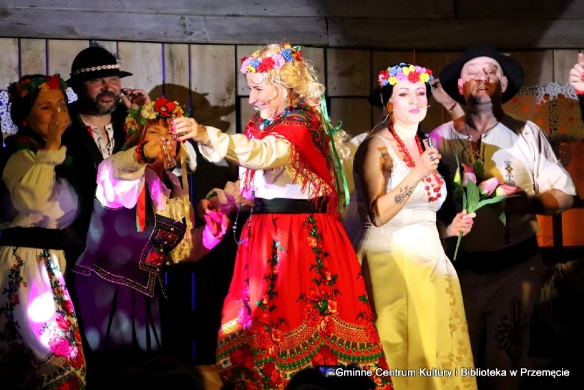 W Mochach wystąpił kabaret "Móchy", który tworzą mieszkańcy