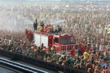 Przystanek Woodstock w Żarach. Zobaczcie, jak kiedyś wyglądał Pol'and'Rock Festiwal 