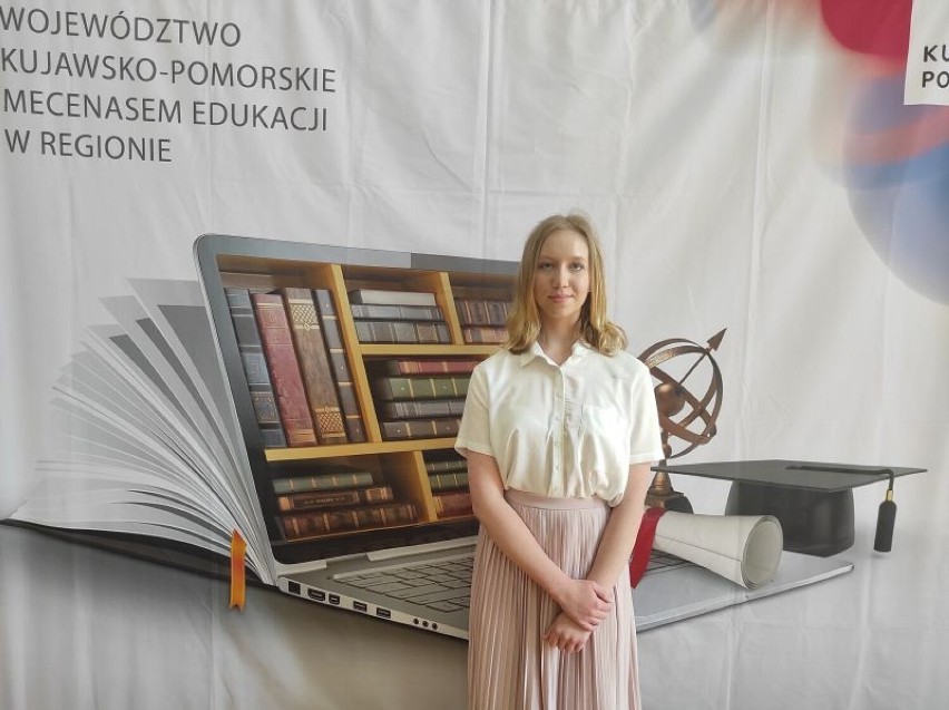 Karolina Czajkowska ze szkoły w Borzyminie wśród najlepszych uczniów w województwie