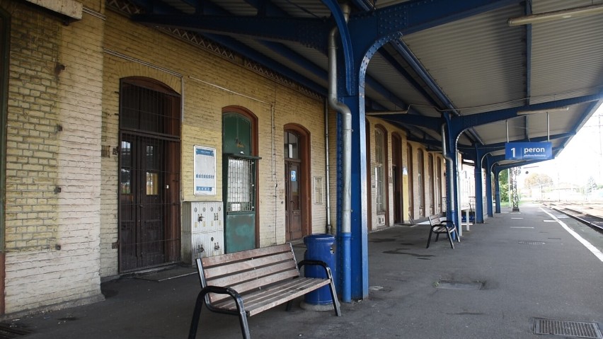 Dworzec kolejowy w Jabłonowie Pomorskim przejdzie remont. Zobacz wideo