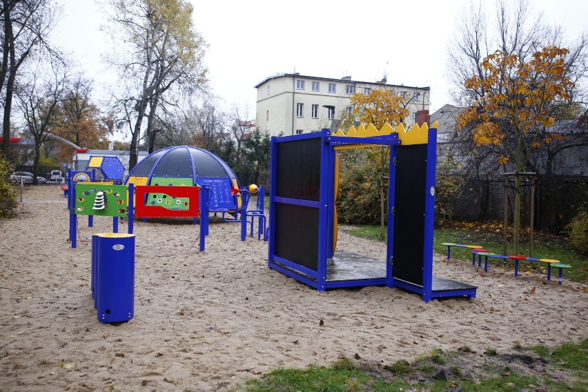 Plac zabaw, Warszawa. W stolicy powstało Podwórko Talentów z...