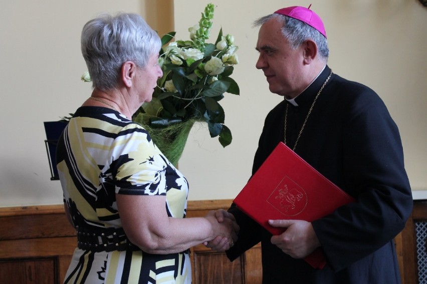 Biskup Ireneusz Pękalski Honorowym Obywatelem Tomaszowa [ZDJĘCIA]