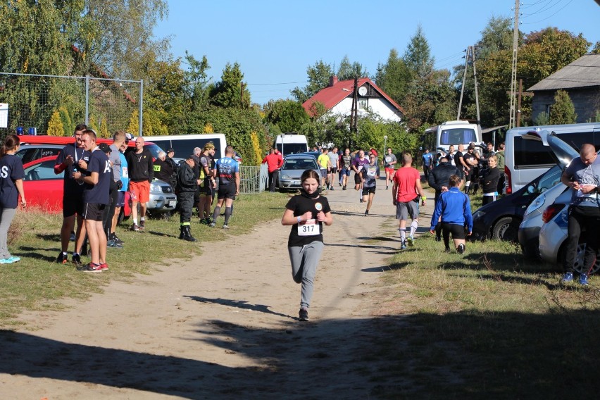 Biegacze z kłobuckiej "Jedynki" na podium ZDJĘCIA 