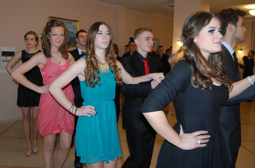 Studniówka 2013: uczniowie z ZSP nr 2 z Wejherowa bawili się w hotelu Victoria FOTO