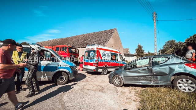 W Długołęce doszło dzisiaj do kolizji dwóch pojazdów