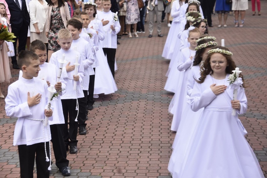 Pierwsza Komunia w parafii pw. Narodzenia Najświętszej Maryi Panny na Mijaczowie - zobacz ZDJĘCIA!