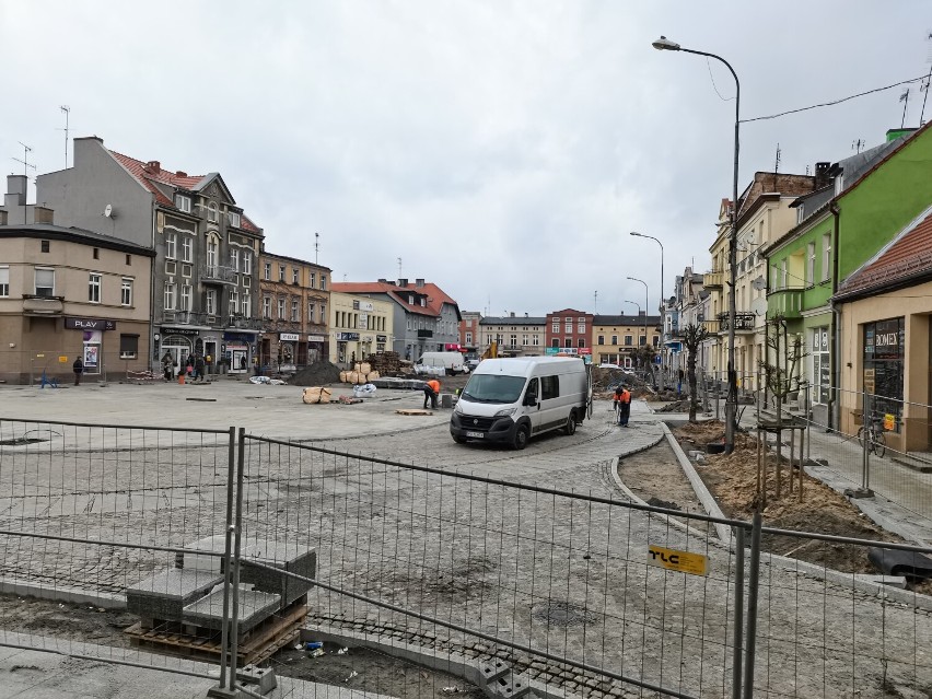 Szamotuły. Rewitalizacja Rynku trwa. Jak dziś wygląda szamotulska starówka?