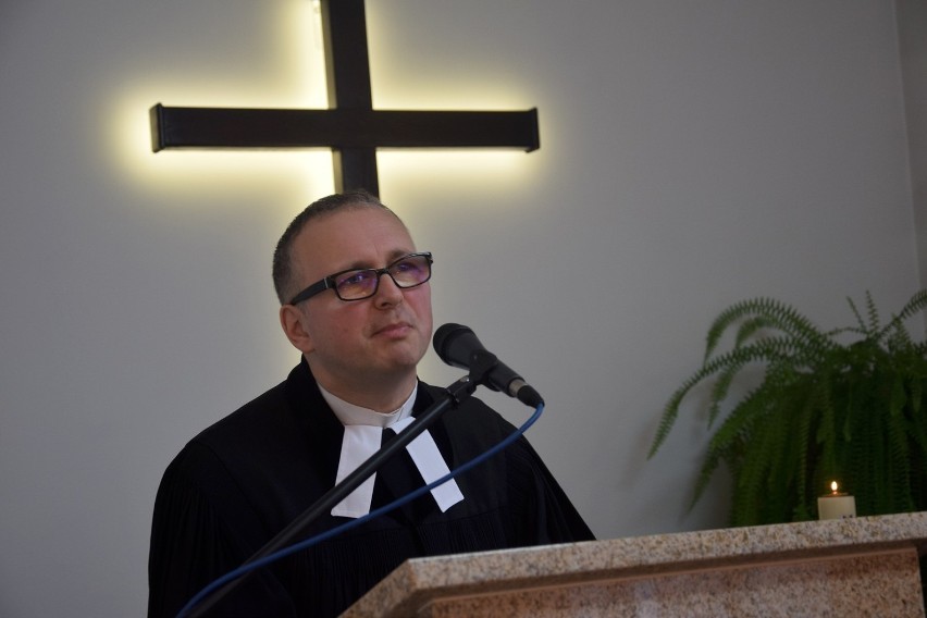 Chodzież: Pastor ks. Krzysztof Kłusek mówi, jak przeżyć Wielki Post i jak podchodzą do niego metodyści