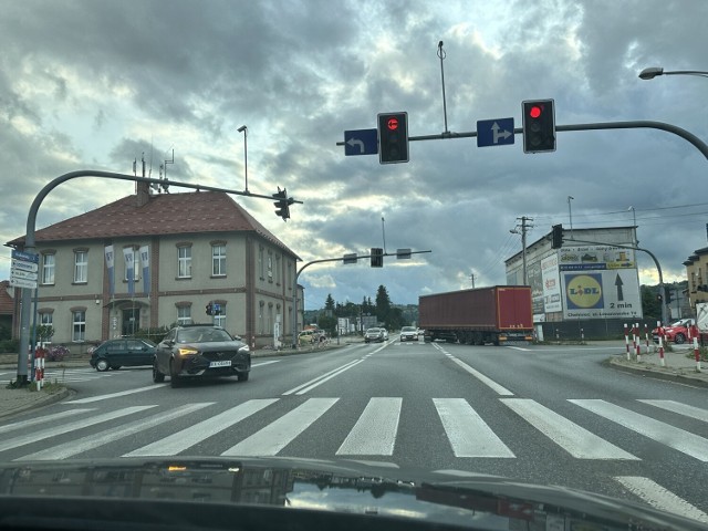 Nowa obwodnica Chełmca już otwarta. Czy kierowcy ciężarówek sami będą ją wybierać czy konieczny będzie zakaz?