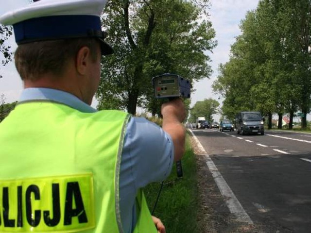 28 nowych, odblaskowych fotoradarów ma stanąć na drogach ...