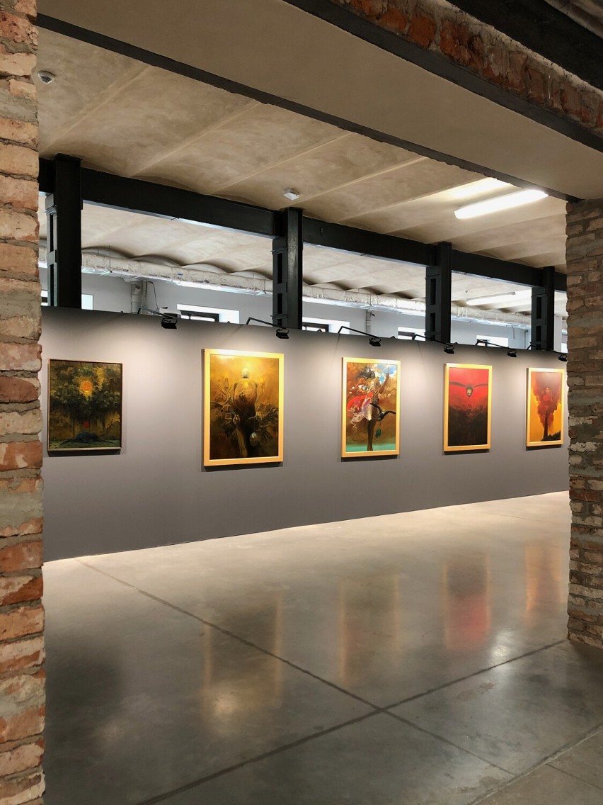 Wystawa "Beksiński w Warszawie" w Centrum Praskim Koneser