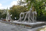 Koniec prac przy Pomniku Ofiar Wojny i Faszyzmu w Tarnowie. Monument został odnowiony. Na remont placu pieniędzy nie starczyło 