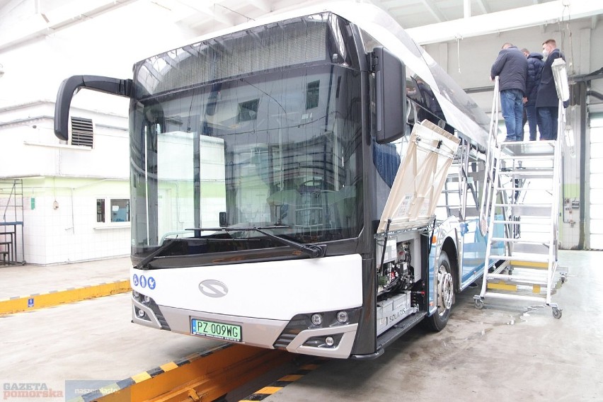 Nowy Solaris Urbino hydrogen - prezentacja autobusu z...