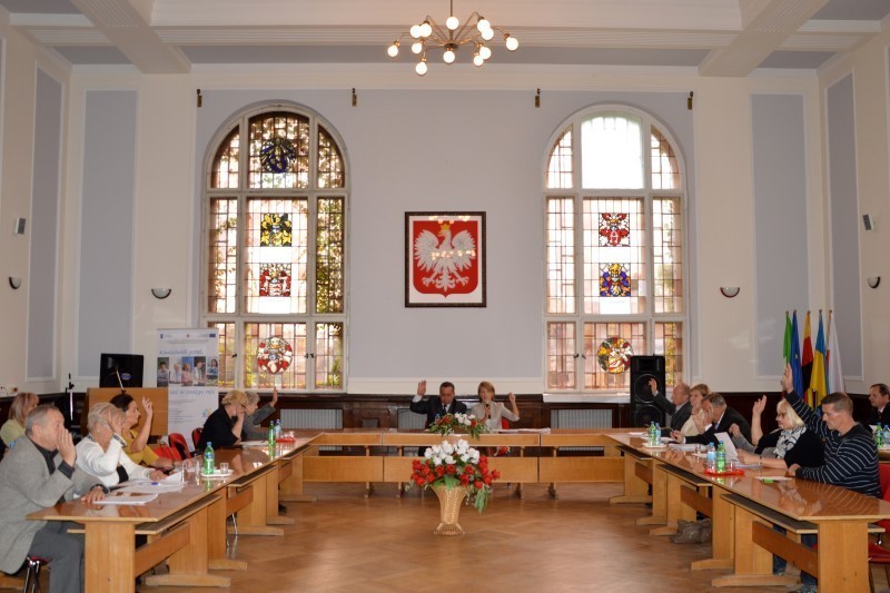 Głosowanie radnych Rady Miejskiej w Sławnie