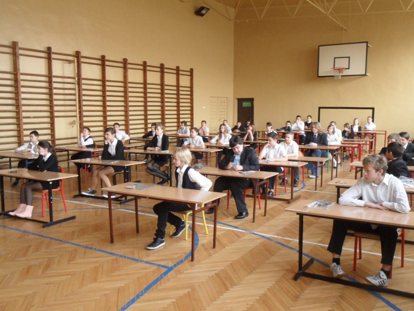Egzamin szóstoklasisty w SP nr 10 w Sosnowcu [ZDJĘCIA]