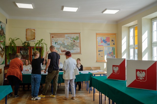 W tarnowskim okręgu wyborczym frekwencja na godz. 12 wyniosła 18,84 proc.