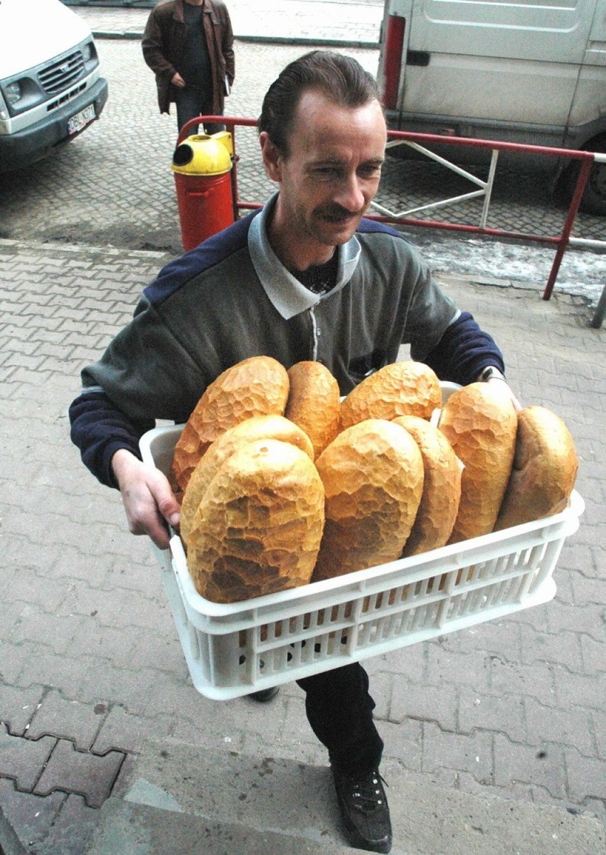 Bochenki chleba sprzed lat wydają się większe