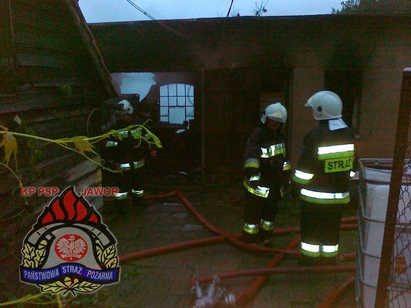 Pożar warsztatu w Bolkowie (ZDJĘCIA)