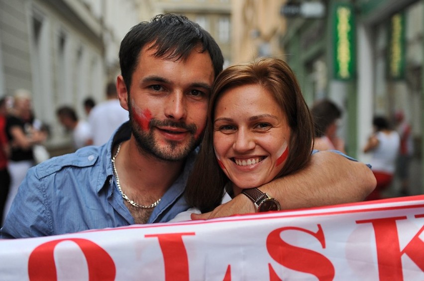 Euro 2012 - Kibice zajęli Stary Rynek w Poznaniu [ZDJĘCIA]