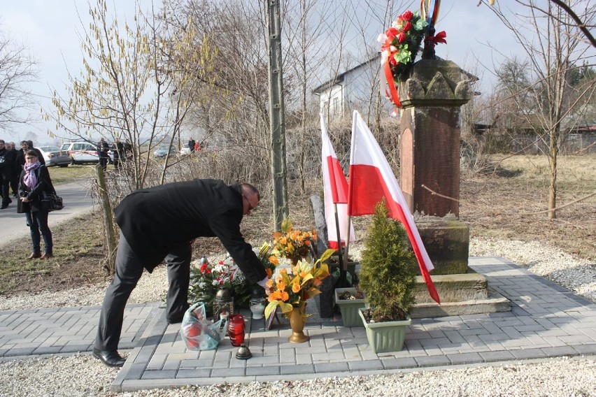 Trzecia rocznica katastrofy kolejowej pod Szczekocinami 2015