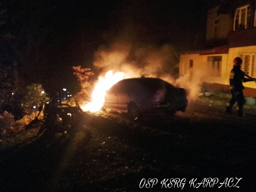 Podpalenie samochodu w Karpaczu przy ul. Olimpijskiej.