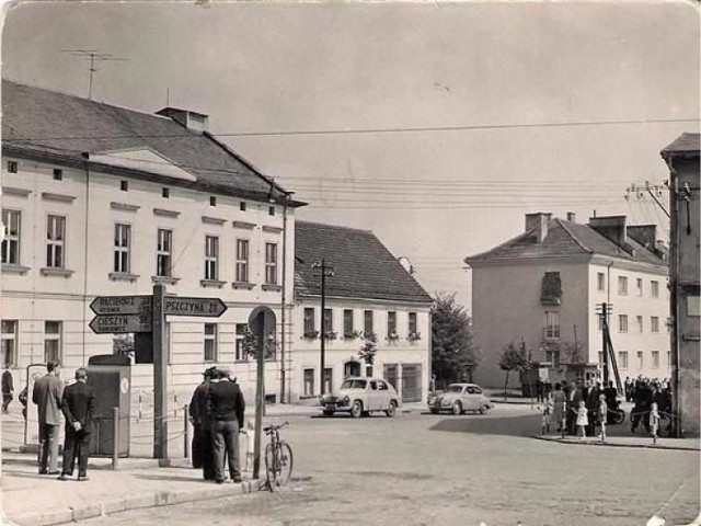 Wyjazd z ul. Biskupa na Dolne Przedmieście